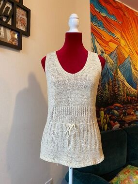 V-neck knitted tank top featuring a drawstring waist